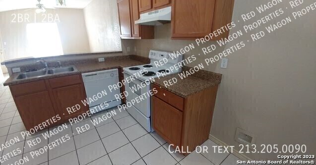 Foto del edificio - 4614 Swann Ln