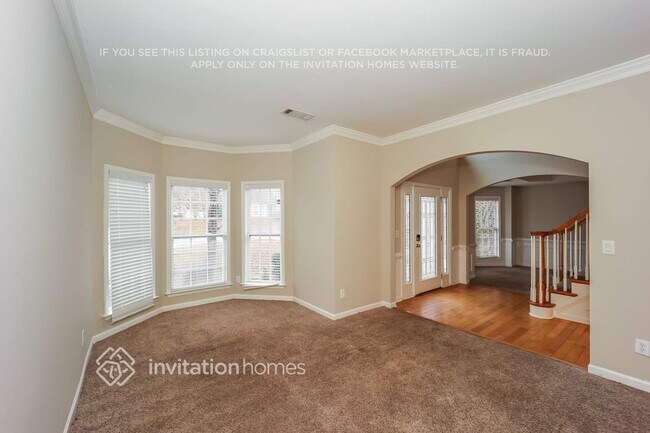 Building Photo - 5556 Jamerson Dr
