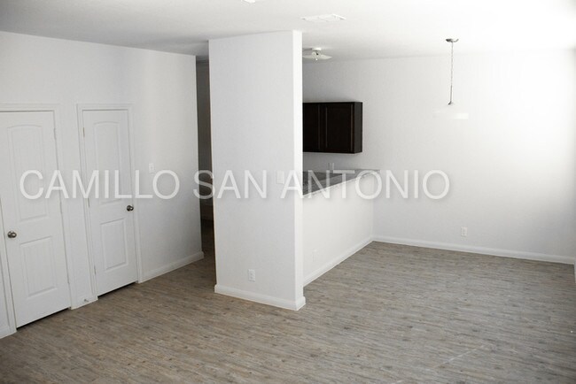 Building Photo - 8607 Tesoro Hills
