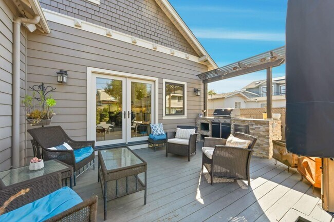 Foto del edificio - 1212 Mills Ave