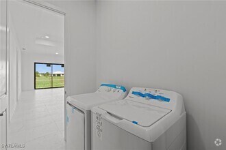 Building Photo - 4105 NW 38th Terrace