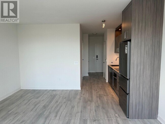 Building Photo - 70 Princess St