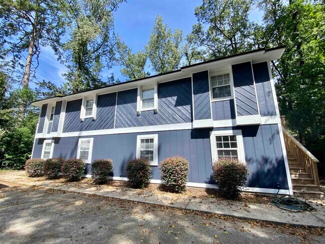 Building Photo - 1219 Crestview Ave