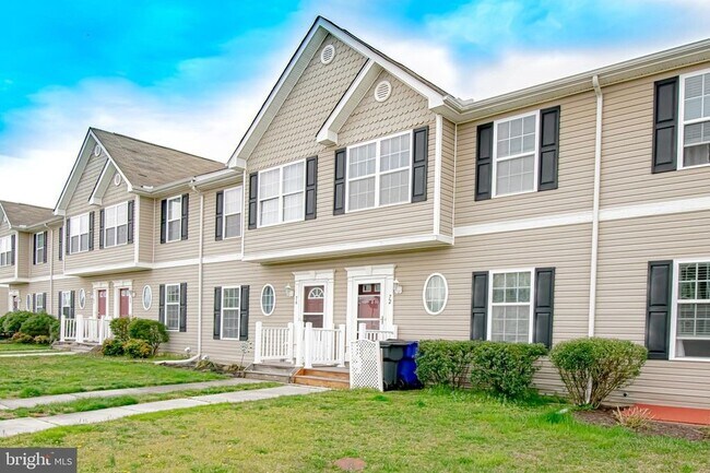 Foto del edificio - 72 Bay Hill Ln