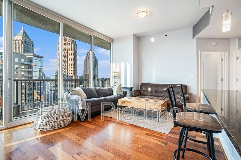 Foto principal - 1080 Peachtree St NE