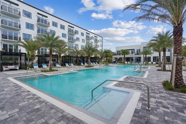 Building Photo - 2095 W Atlantic Ave