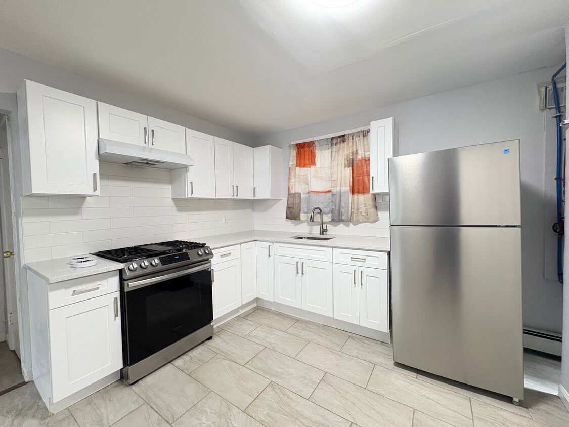 42 Rutgers Ave 1L - 41 Rutgers Ave