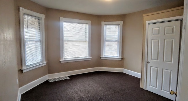 Building Photo - 5436 N 38th St