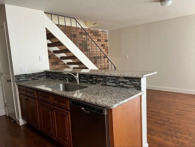 Foto del edificio - Cute Condo in Coloma Estates – 2 BR 1 BA
