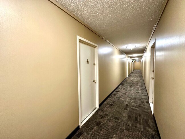 Building Photo - Charming 1 Bedroom/1 Bathroom Condo in Charles Village, Baltimore, MD!