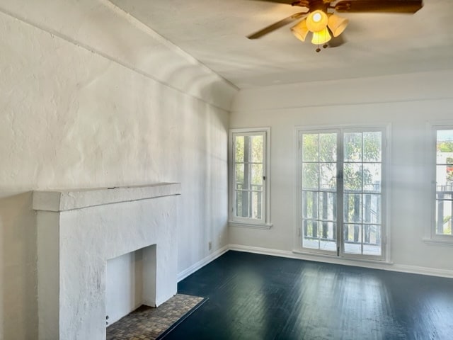 Building Photo - 3421 Larissa Dr