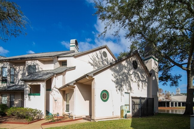 Foto del edificio - 4144 Greystone Way