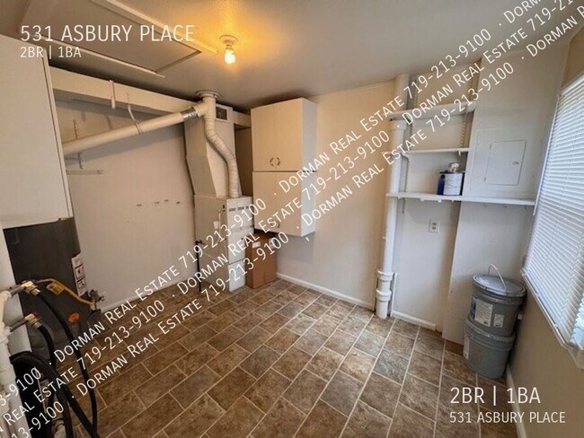 Foto del edificio - 531 Asbury Pl
