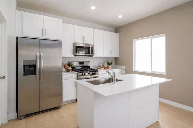 Foto del edificio - 1642 Blue Flax Dr