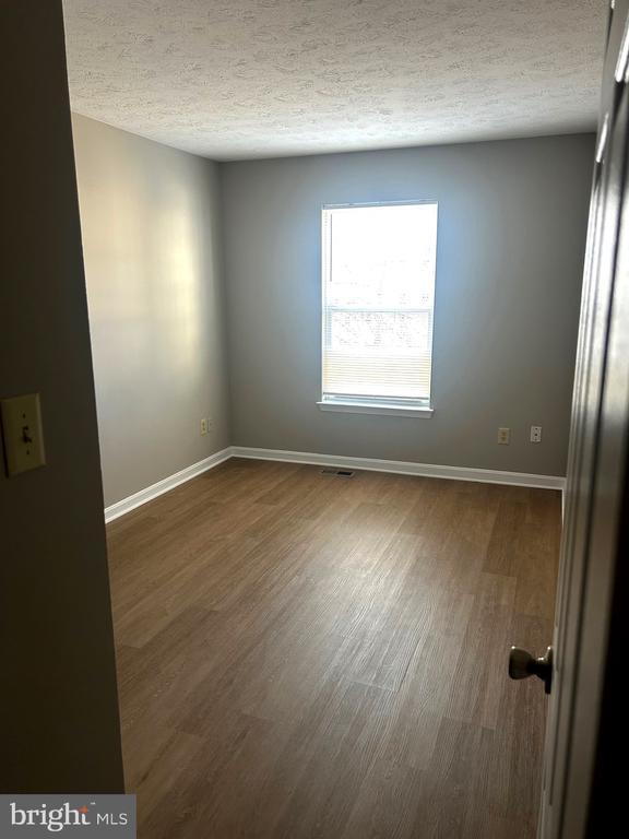 Building Photo - 2140 Bristol Dr