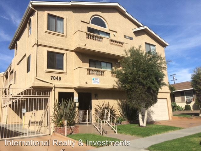 Foto principal - 7049 Flight Ave