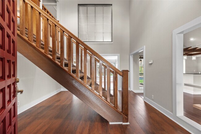 Foto del edificio - 12218 Moorcreek Dr