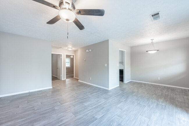 2BR, 1 BA - 700SF - RT65_B - Living/Dining Room - Alcovy Terrace