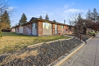 Building Photo - 1334 W Garland Ave