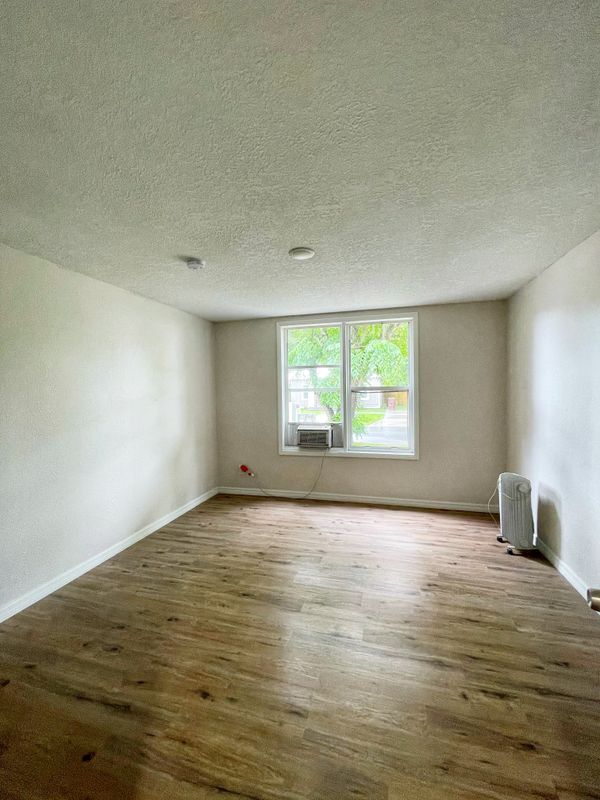 Foto del edificio - 804 NW 1st Ave