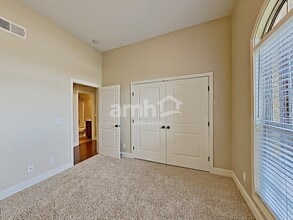 Building Photo - 403 Legends Court
