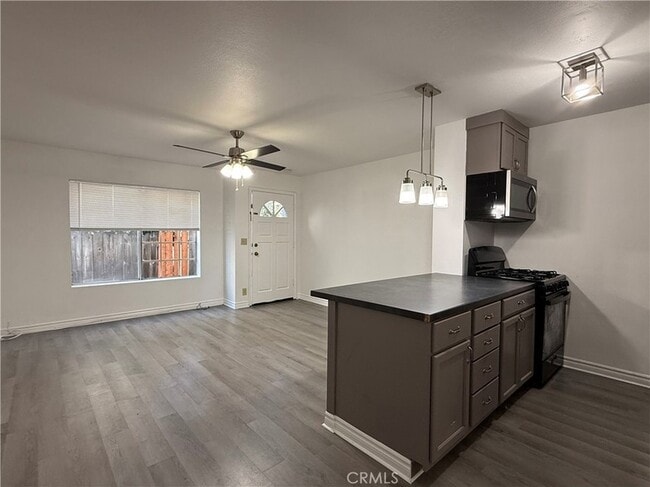 Foto del edificio - 816 Belmont Ave