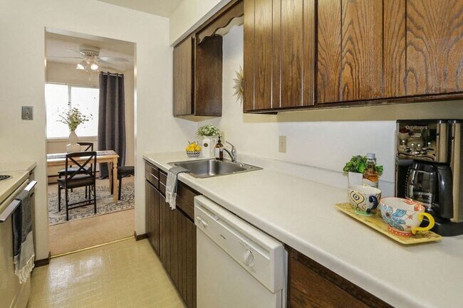 Foto del edificio - Berkley Road Apartments