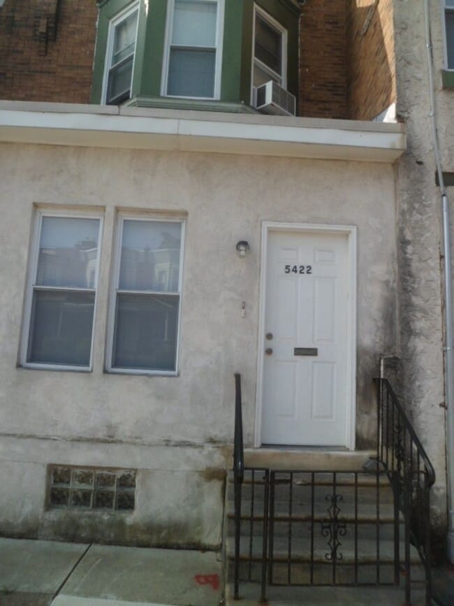 Photo - 5422 W Girard Ave Apartment