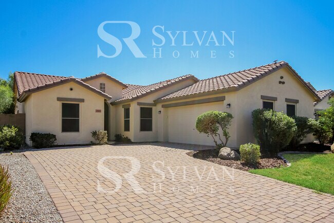 Foto del edificio - Coming HOME never felt so good!