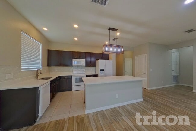 Building Photo - 6317 Domenico Ct