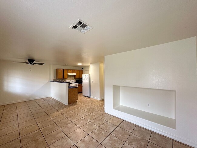 Building Photo - Corte Madera