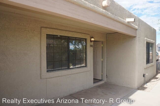 Building Photo - 2 br, 1 bath House - 1743 N. Palo Verde Blvd
