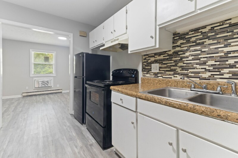 Foto principal - 6437 Starbrook Dr