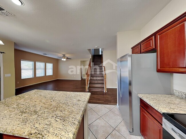 Foto del edificio - 4816 S 23rd Dr