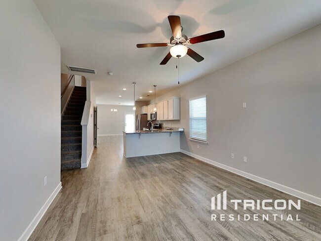 Building Photo - 602 Stevens Ct