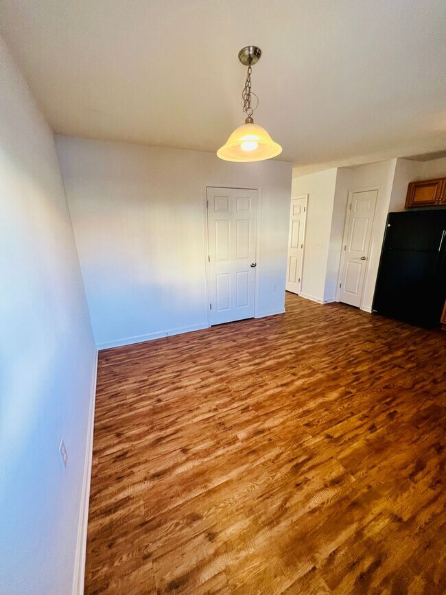 Foto del edificio - Two Master Suite townhouse for rent