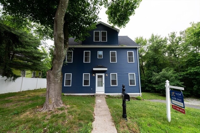 Building Photo - 304 Pearl St