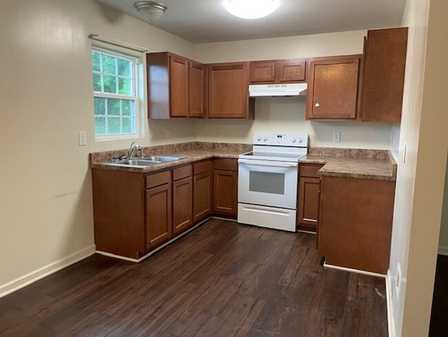 Building Photo - READY THIS JUNE! 3 BEDS 2 BATHS!!