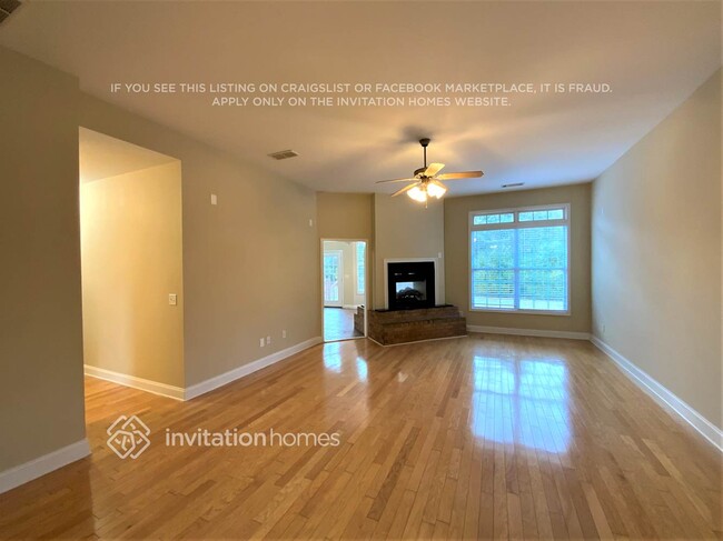 Building Photo - 86 S Salem Dr