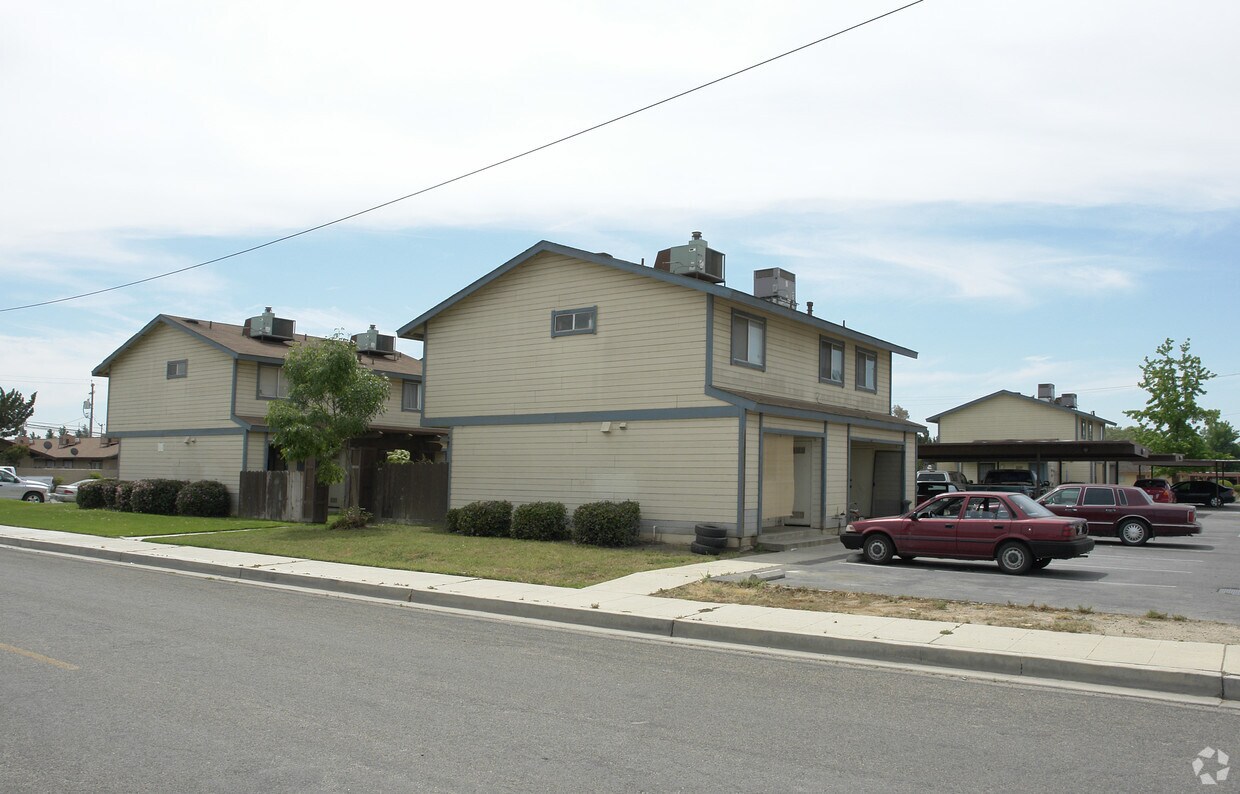 Foto del edificio - 100 Kings Ave