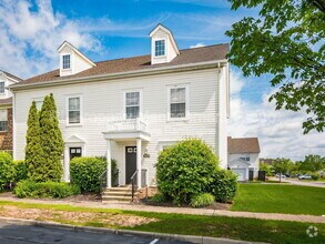 Building Photo - 3679 Bracknell Forest Dr