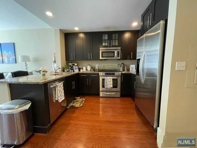 Building Photo - 1125 Maxwell Ln