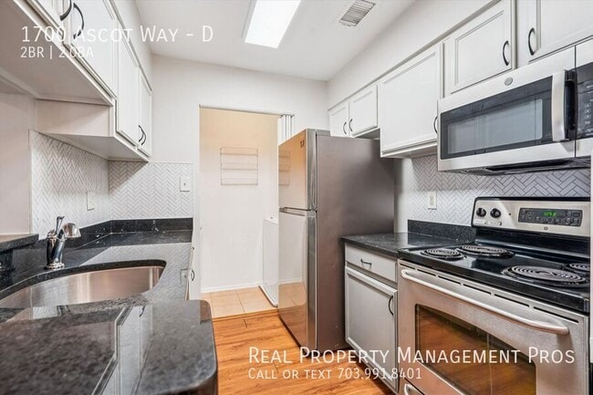 Foto del edificio - 1700 Ascot Way