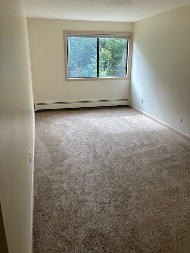 Interior Photo - Lakeshore Estates