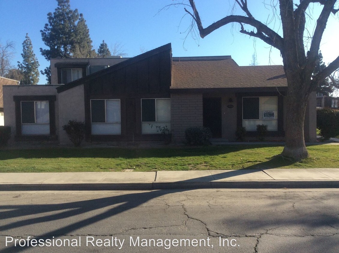 Primary Photo - 5909 Almendra Ave