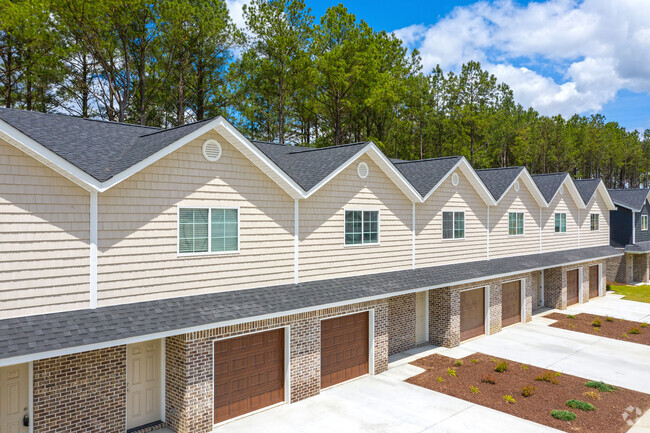 Foto del edificio - The Grove Luxury Townhomes