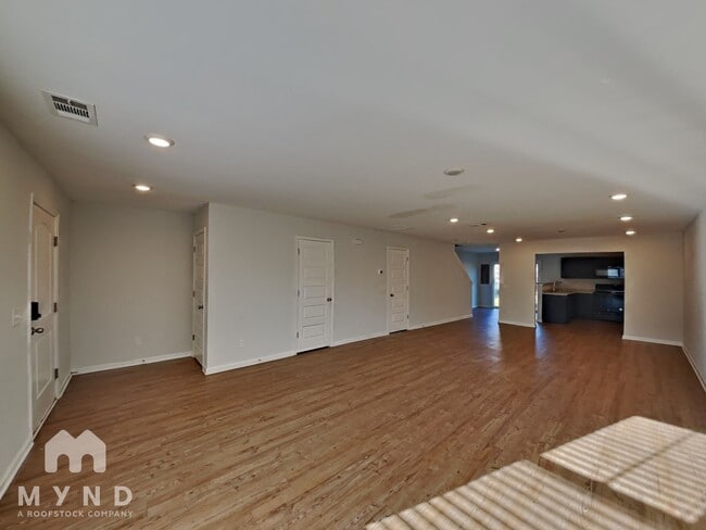Building Photo - 43 Brown Thrasher Ct
