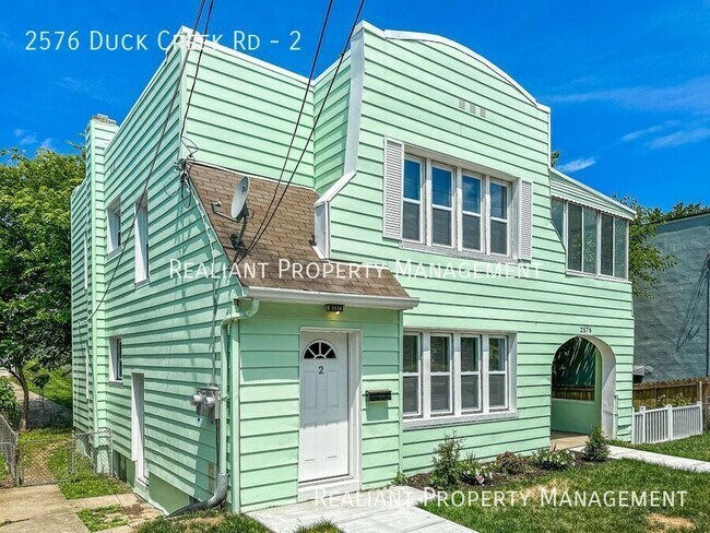 Foto del edificio - 2576 Duck Creek Rd