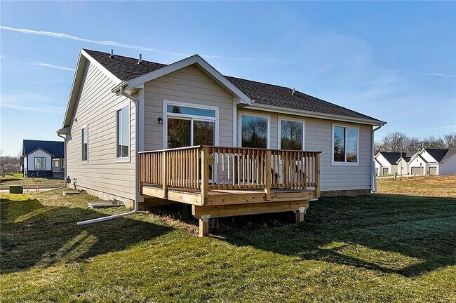 Foto del edificio - 529 Meadows Ct