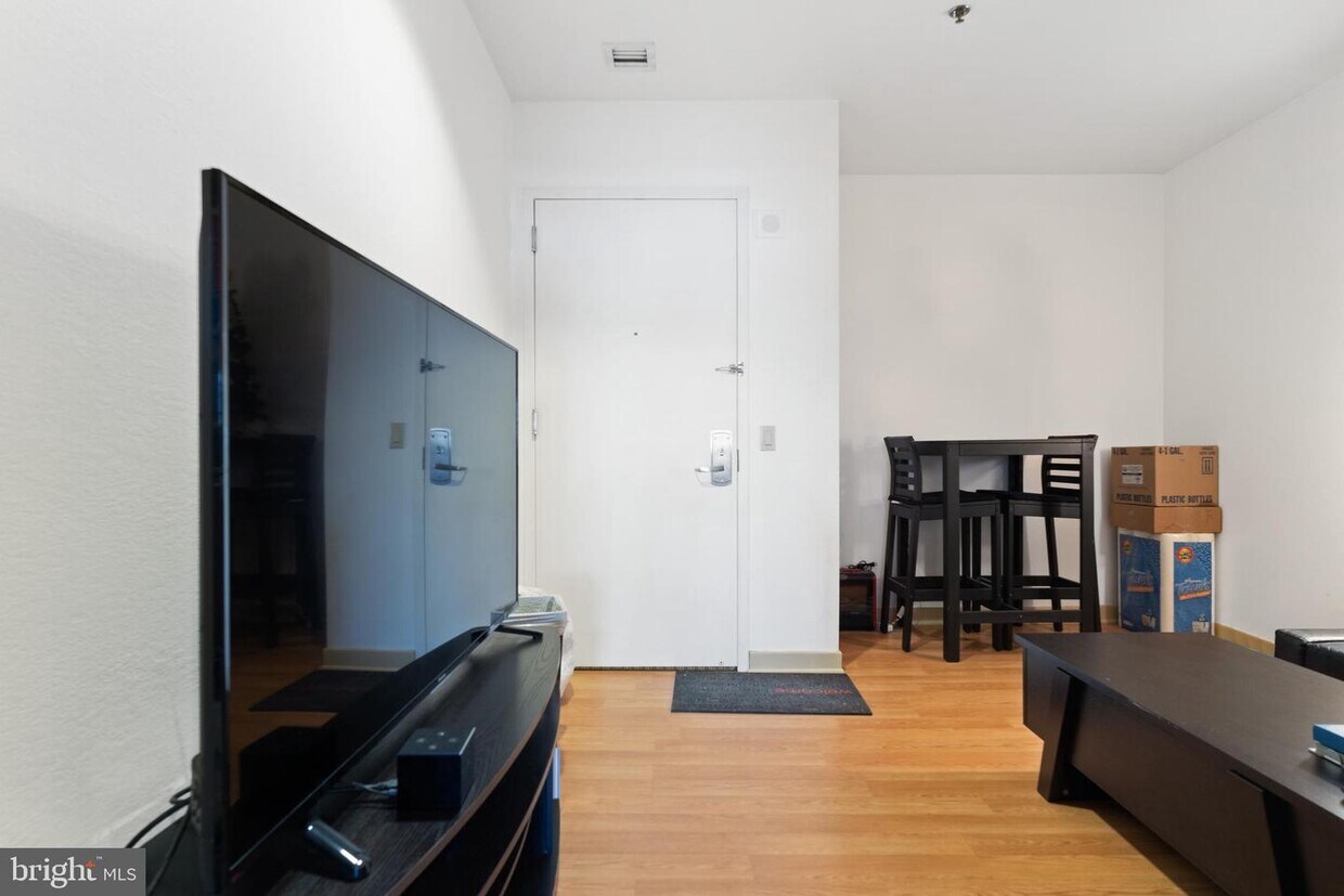 Foto principal - 1100 Vine St
